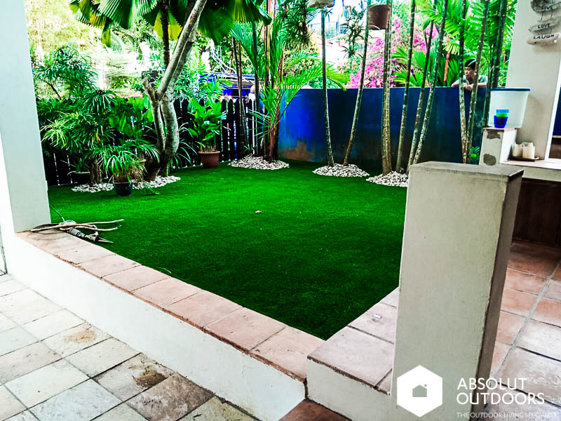 Singapore garden with artificial turf