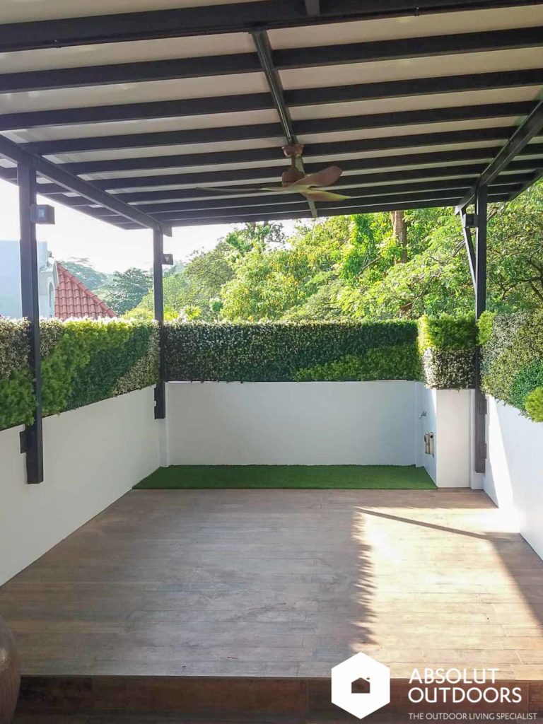 Artificial Green Wall Privacy Screen on Roof Terrace